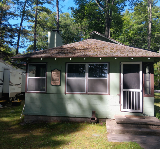 Lakefront vacation rental cabin in Michigan with private dock